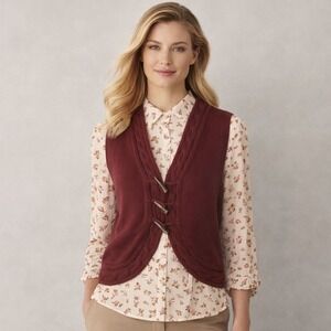 Crazy Horse Liz Claiborne 90s Burgundy Toggle Front Cable Knit‎ Sweater Vest